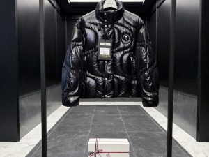 Moncler Palm Angels Haunani Black Jacket